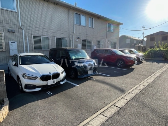 15/22 駐車場
