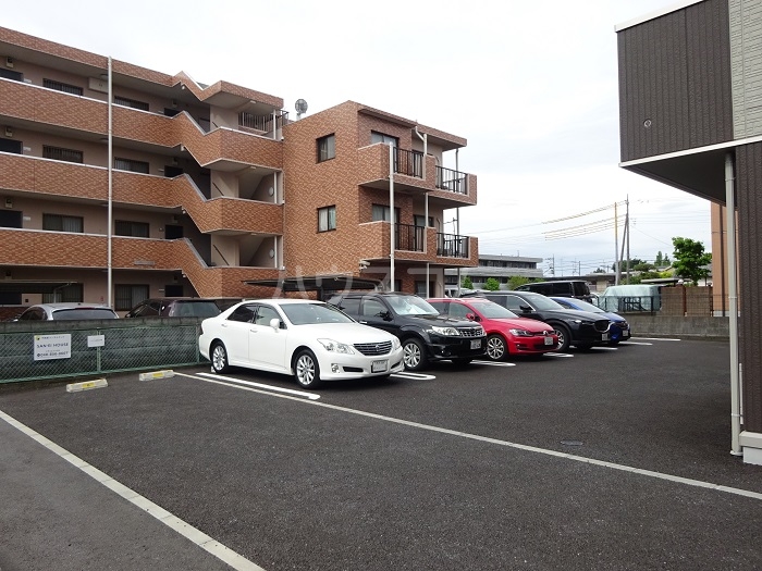 4/8 駐車場