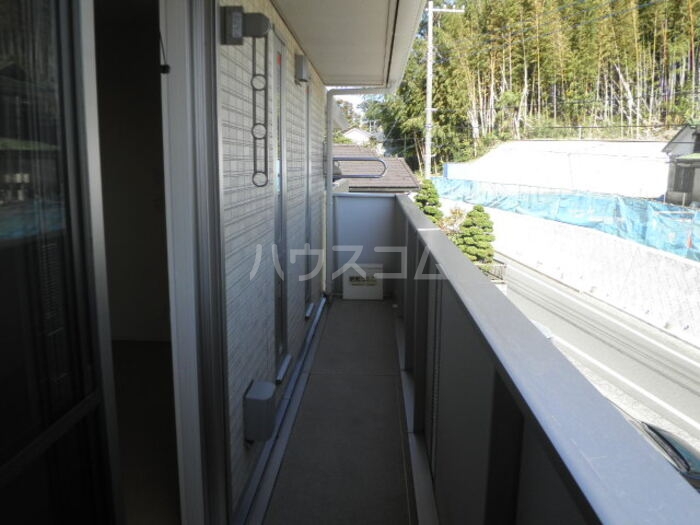 13/19 バルコニー