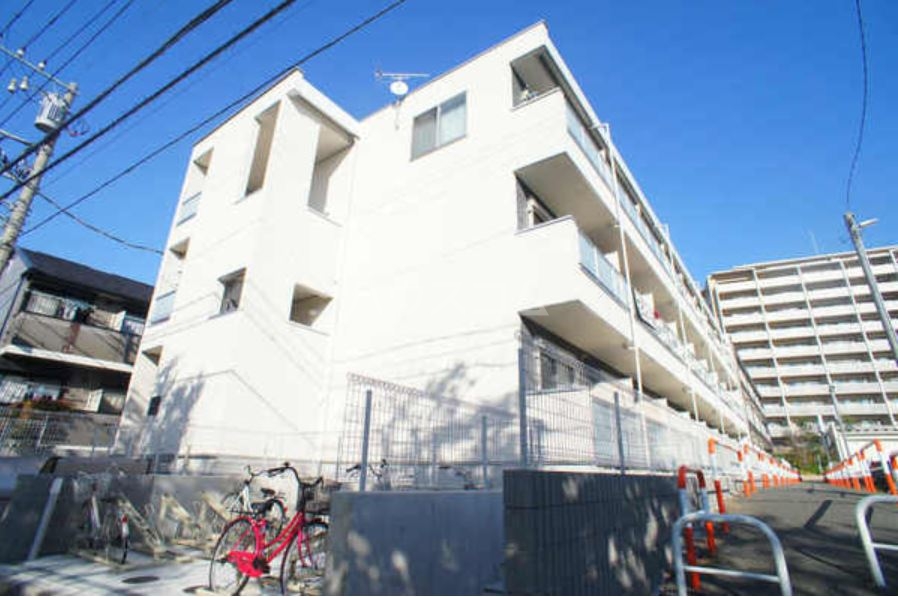 2/30 外観