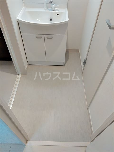 17/30 洗面