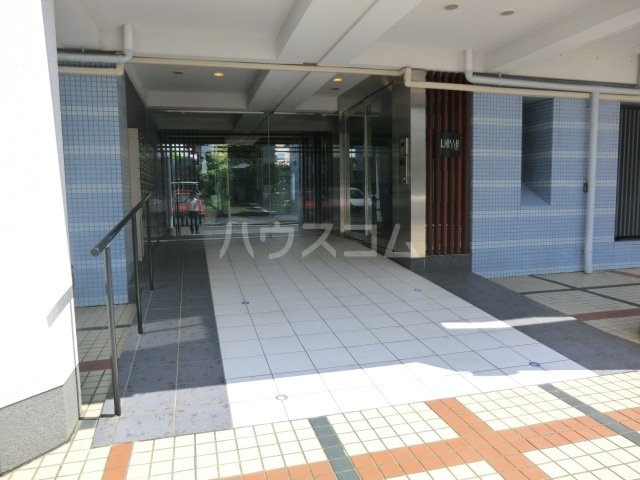 2/6 エントランス