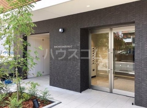 17/22 エントランス