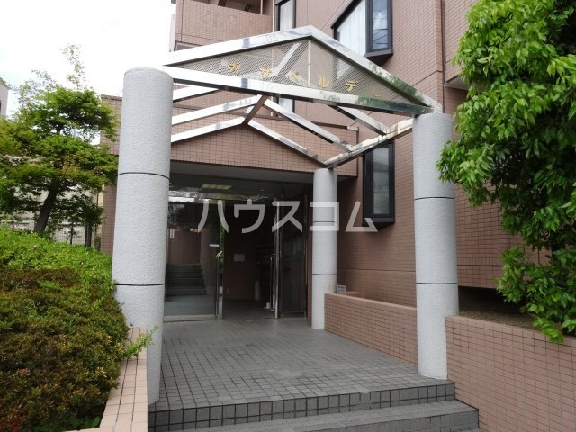 2/5 エントランス