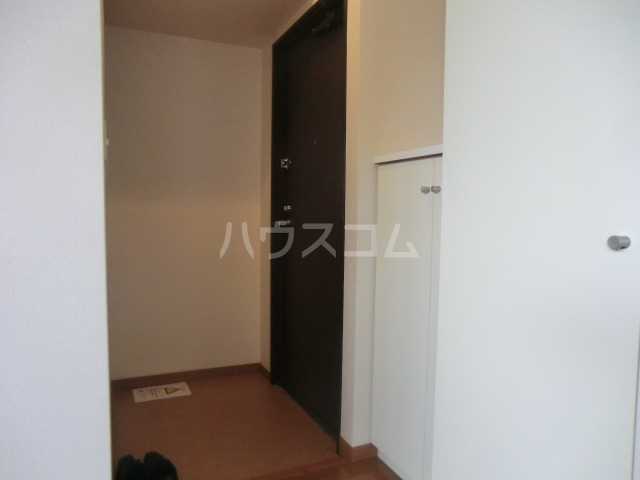 13/30 玄関