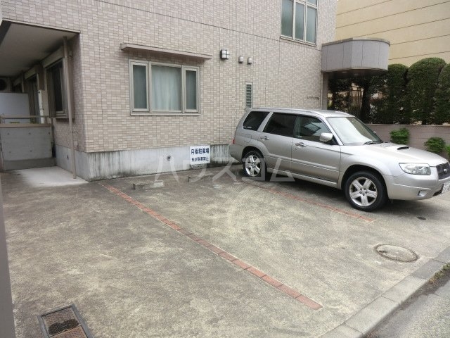 3/7 駐車場
