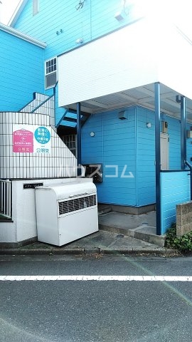 24/30 エントランス
