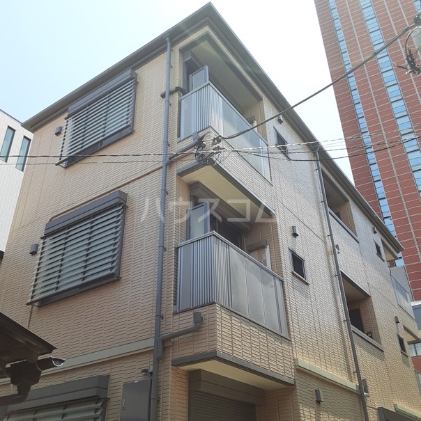 2/10 外観