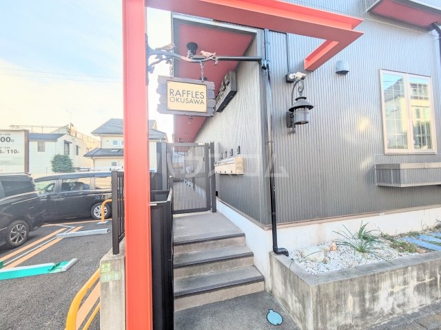 21/28 エントランス