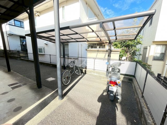 19/29 エントランス