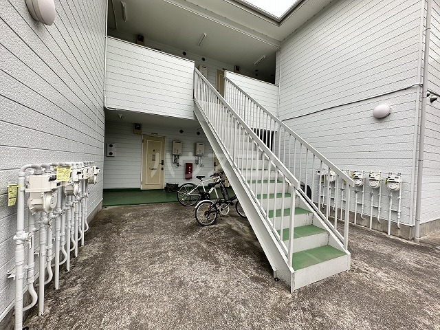 21/24 エントランス