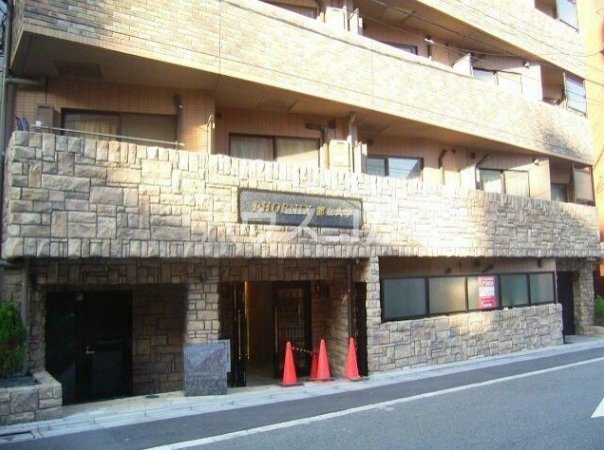 19/24 エントランス