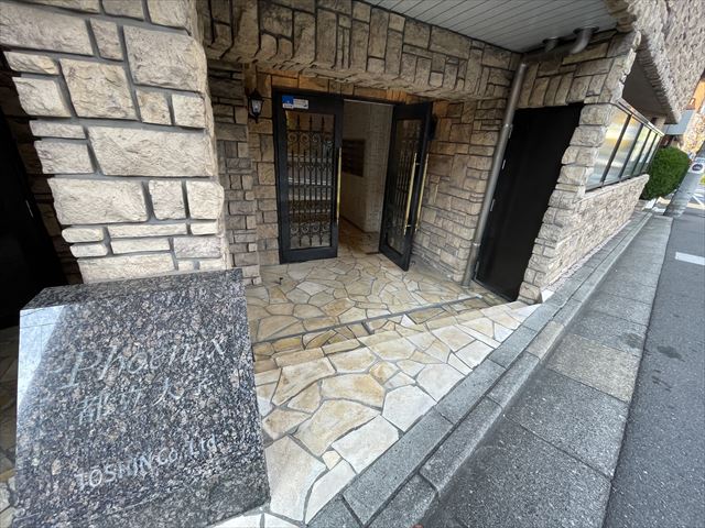 3/8 エントランス