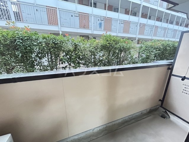 16/25 バルコニー