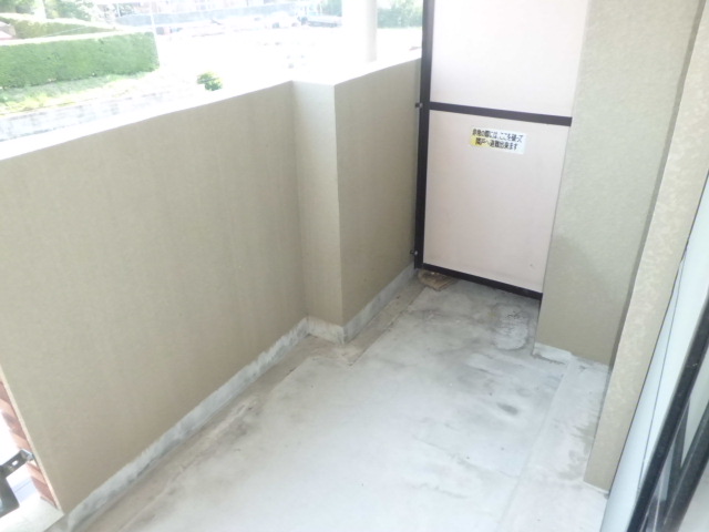 23/30 バルコニー