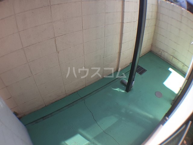 16/27 バルコニー