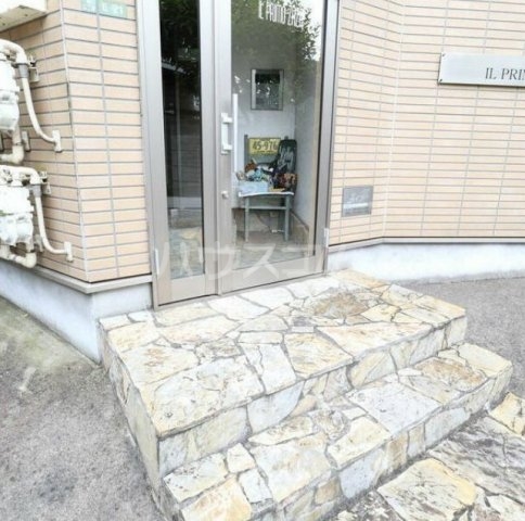 14/21 エントランス