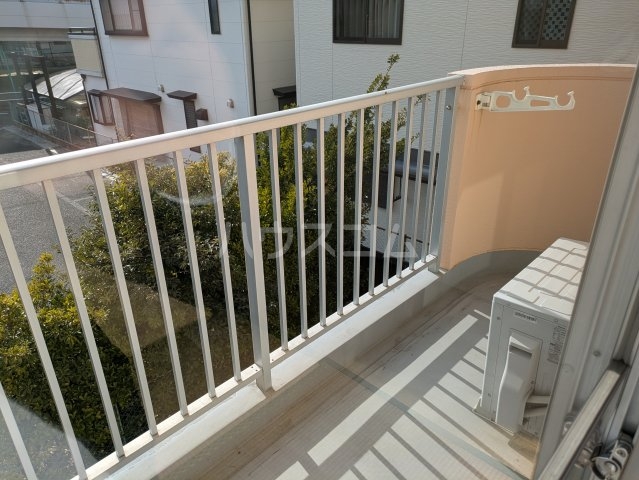 13/22 バルコニー