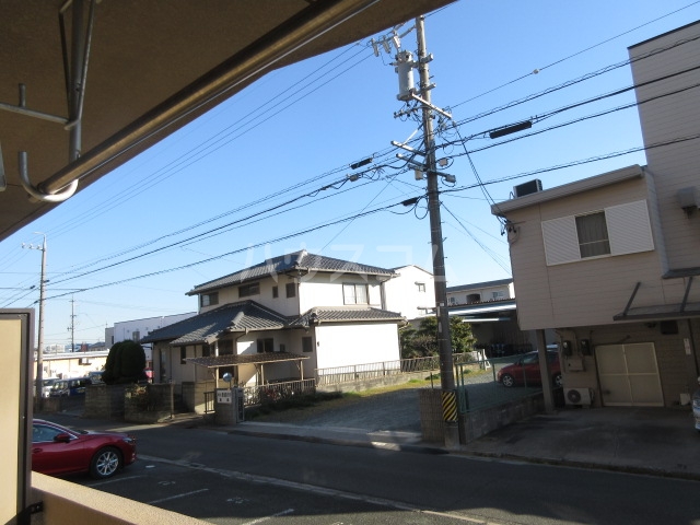 27/30 駐車場