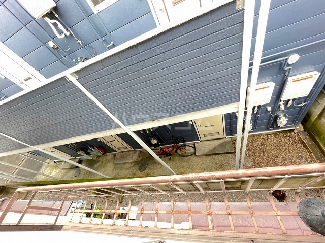 19/30 バルコニー