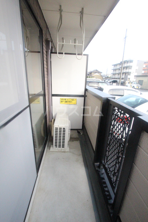 13/30 バルコニー