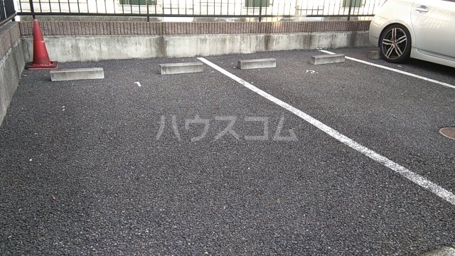 3/5 駐車場