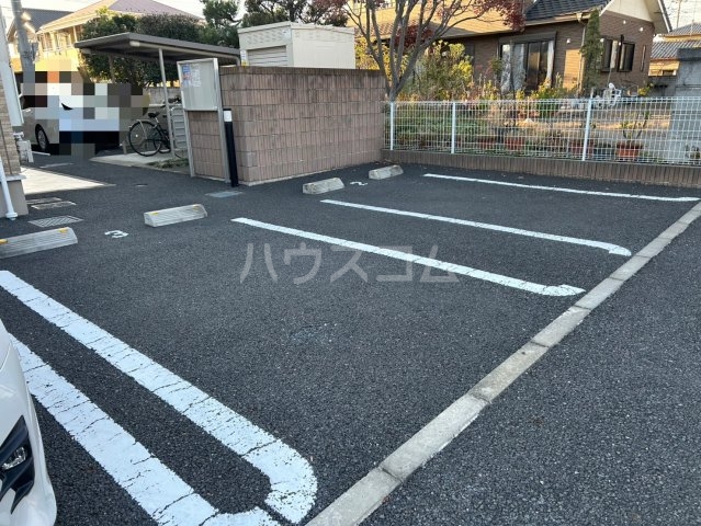 19/25 駐車場