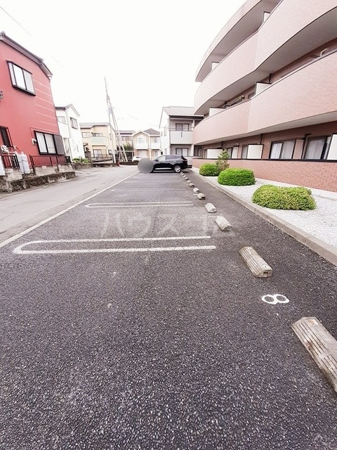 15/23 駐車場