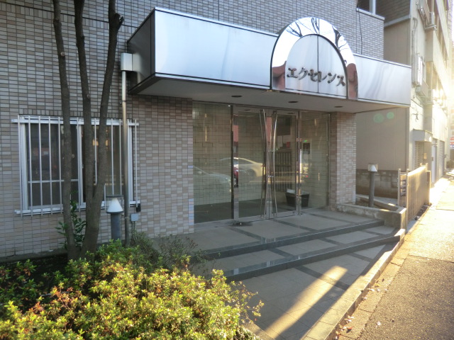 22/30 エントランス