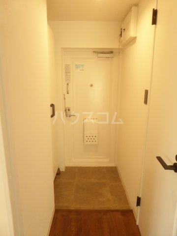 14/30 玄関