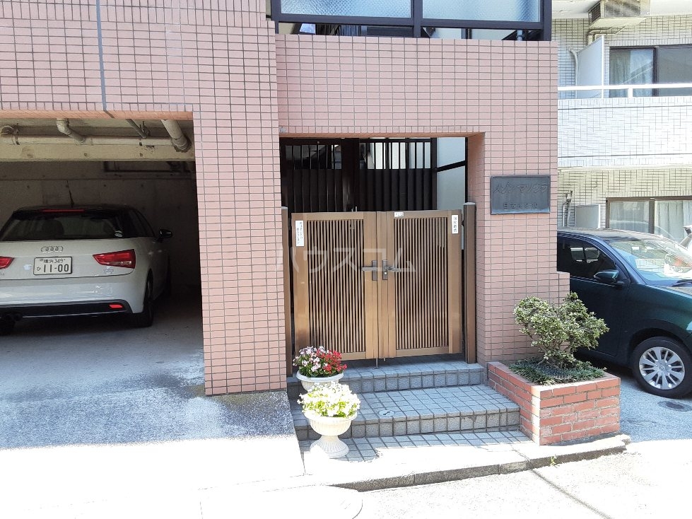 2/6 エントランス