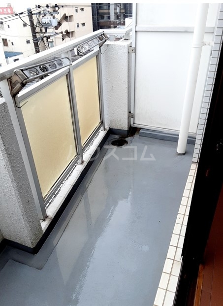 20/30 バルコニー