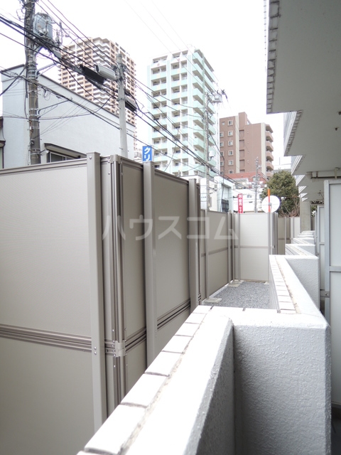 20/30 バルコニー