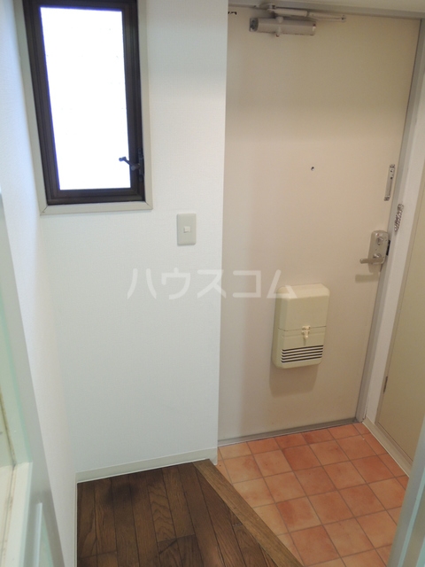 14/30 玄関