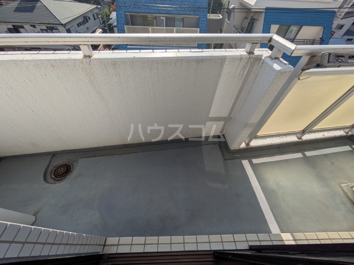 21/30 バルコニー