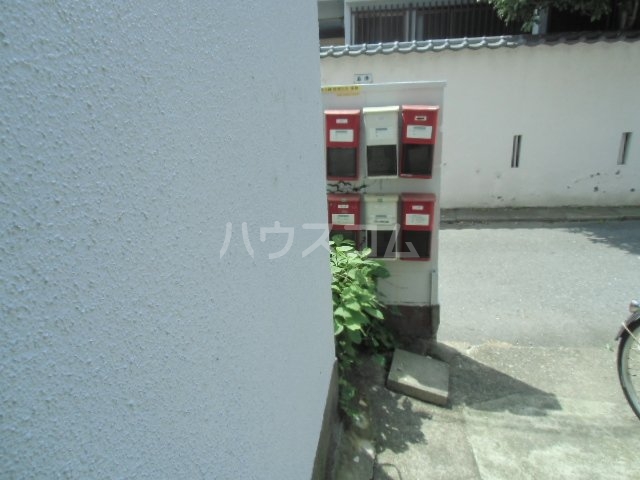 22/30 エントランス
