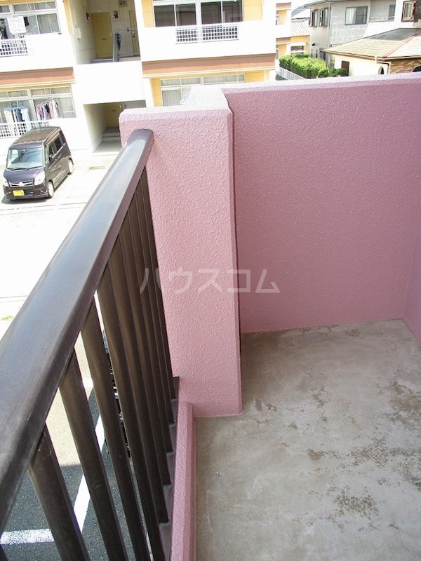 16/27 バルコニー