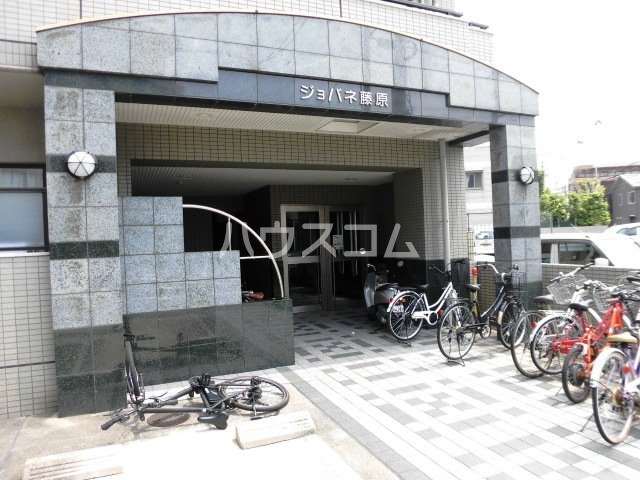 3/10 エントランス