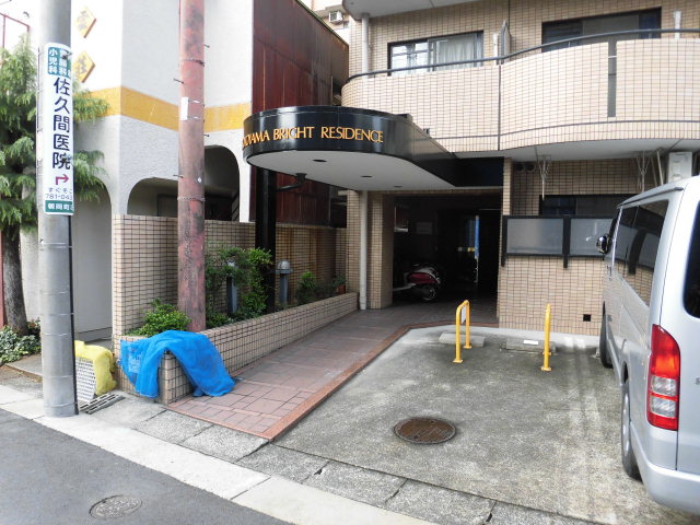 22/30 エントランス
