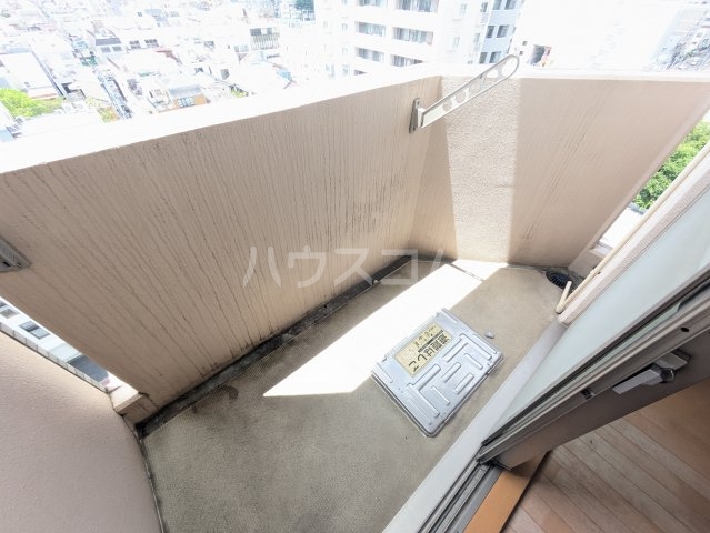 23/30 バルコニー