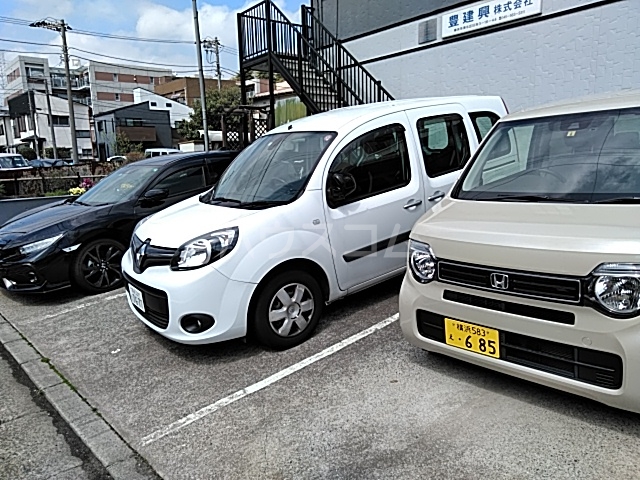 21/22 駐車場