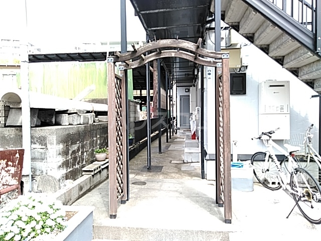 20/22 エントランス