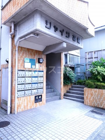 22/29 エントランス