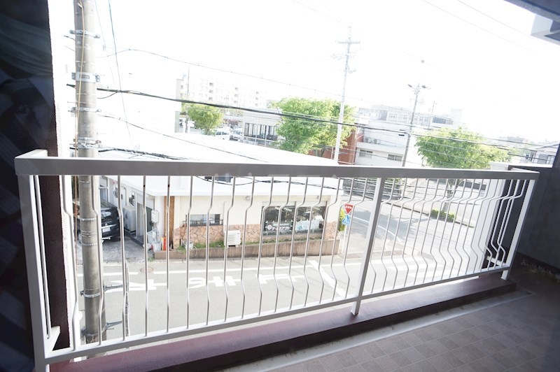 19/28 バルコニー