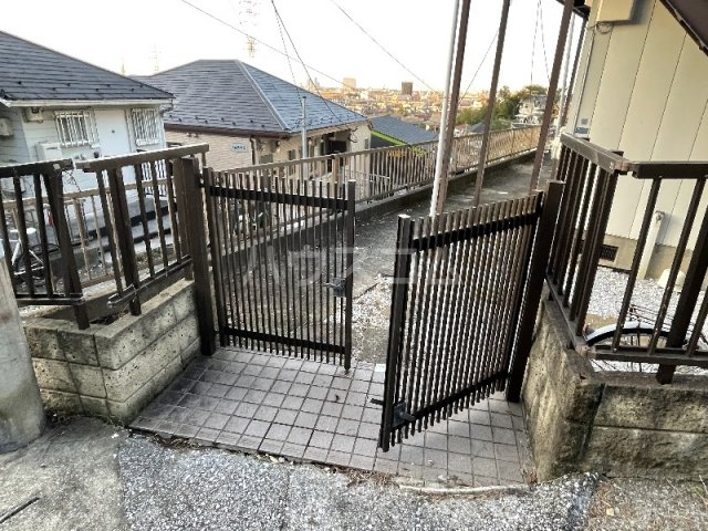 21/29 エントランス