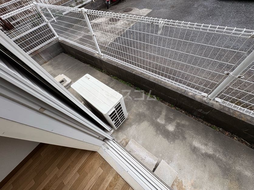 21/30 バルコニー