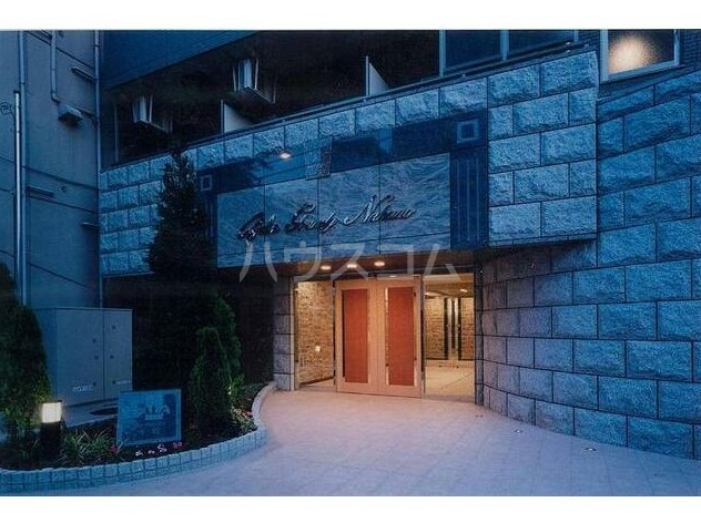 14/23 エントランス