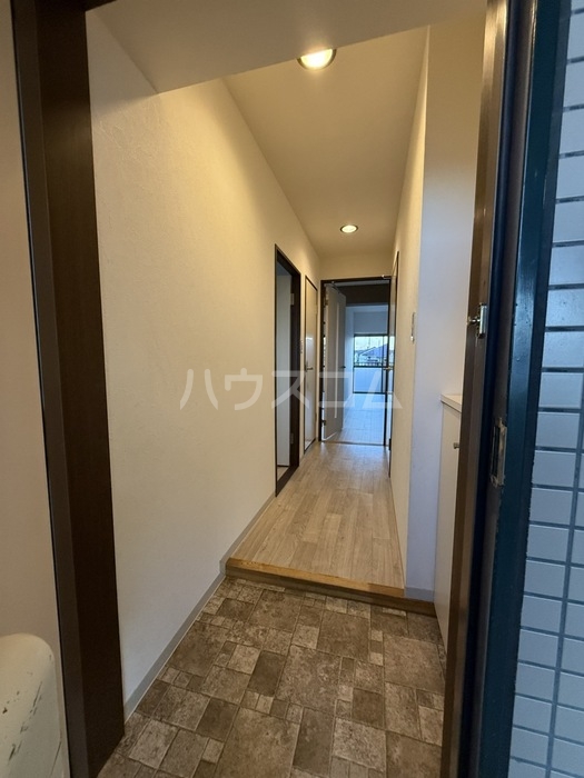 13/30 玄関