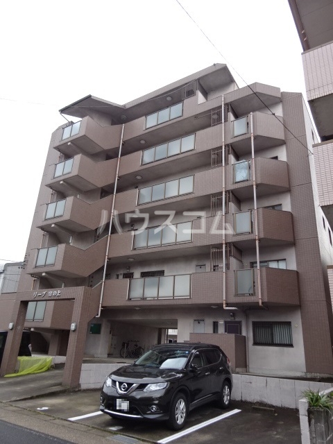 25/30 エントランス