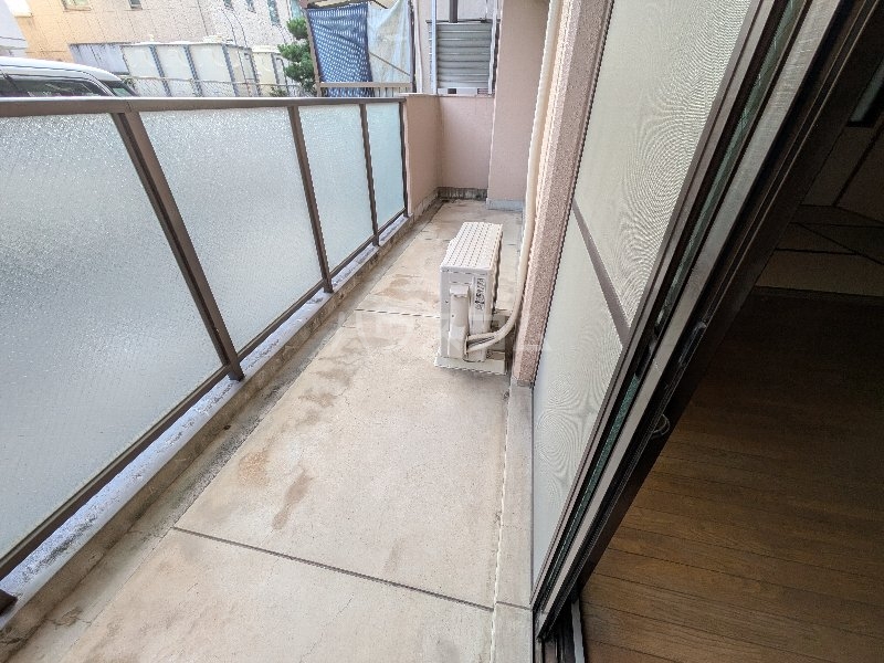 17/27 バルコニー